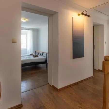 Dom wakacyjny 3 Bedroom In *